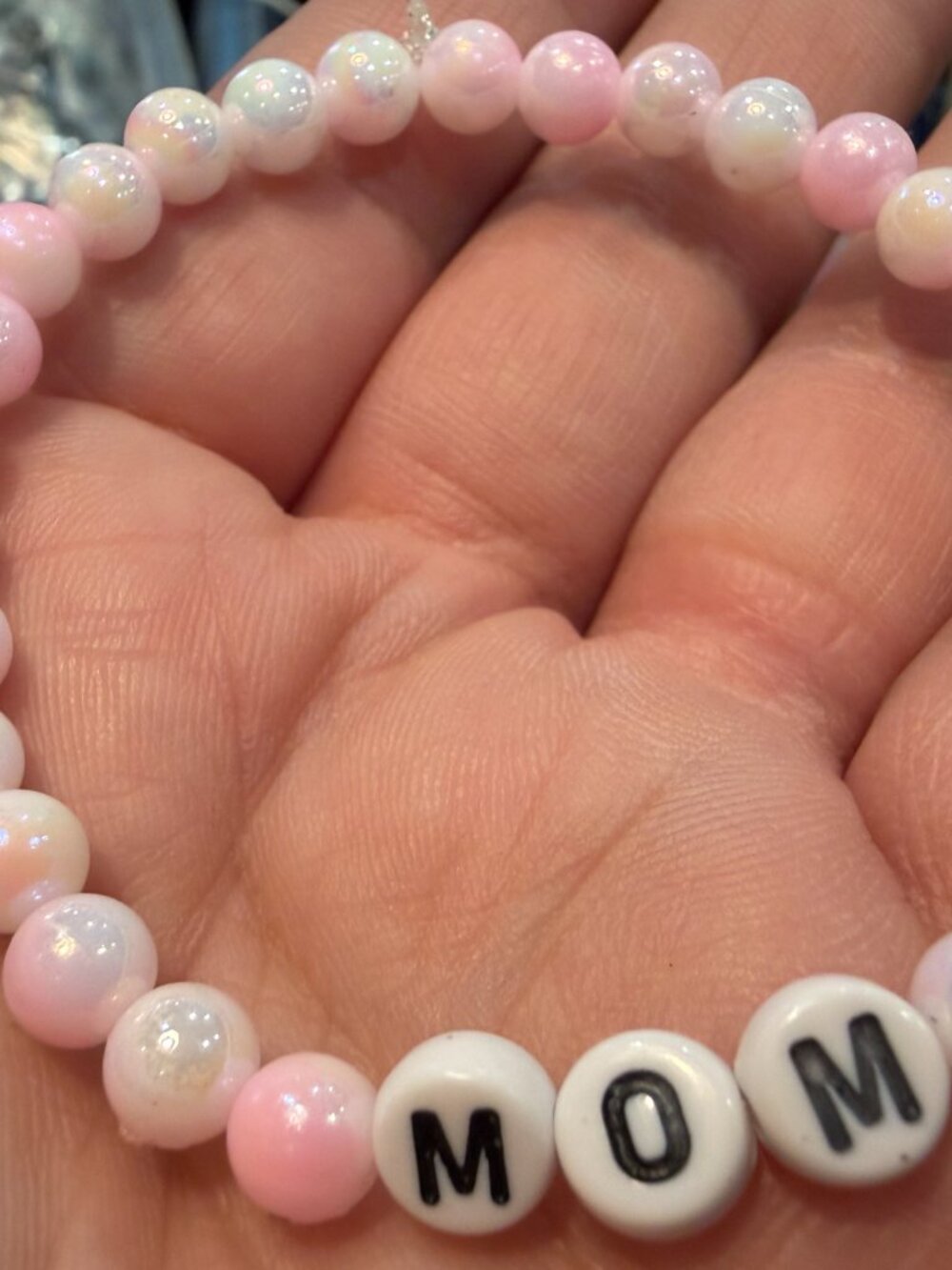 Kawaii Pastel Pearl "MOM" Bracelet: Iridescent Rainbow Shimmer Stacker